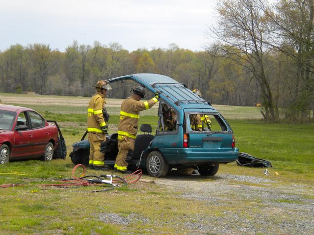 Vehicle extrication